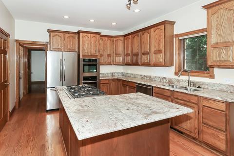 921 Doral Dr, Bartlett, IL 60103 photo 10