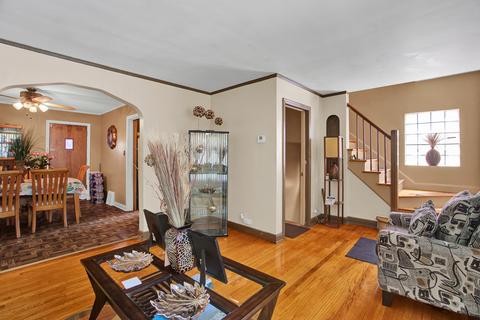 10101 S Eberhart Ave, Chicago, IL 60628 photo 10