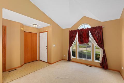 7509 Kenicott Ln, Plainfield, IL 60586 photo 5
