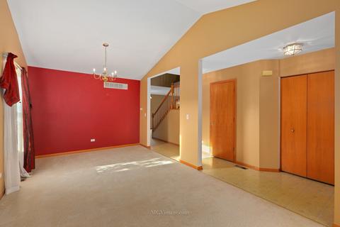 7509 Kenicott Ln, Plainfield, IL 60586 photo 6