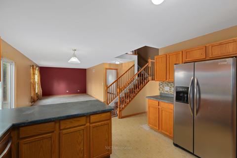7509 Kenicott Ln, Plainfield, IL 60586 photo 10