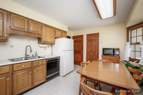 1436 Killdeer Dr, Naperville, IL 60565 photo 8