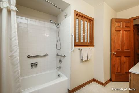 1436 Killdeer Dr, Naperville, IL 60565 photo 12
