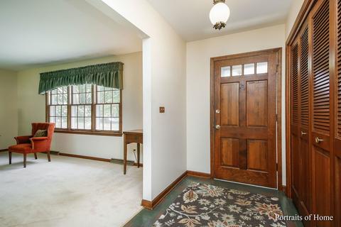 1436 Killdeer Dr, Naperville, IL 60565 photo 2