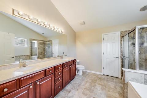 355 Cassidy Ln, Elgin, IL 60124 photo 33