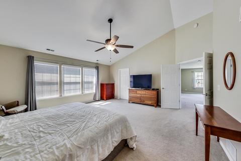 355 Cassidy Ln, Elgin, IL 60124 photo 32