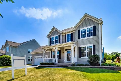 355 Cassidy Ln, Elgin, IL 60124 photo 2