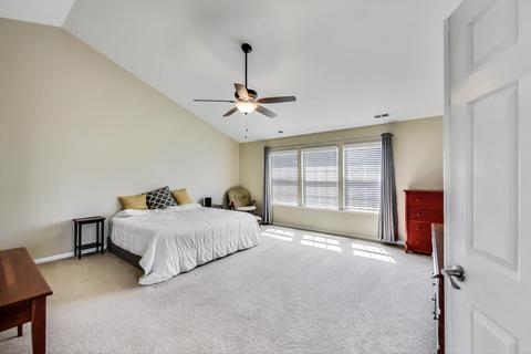 355 Cassidy Ln, Elgin, IL 60124 photo 29