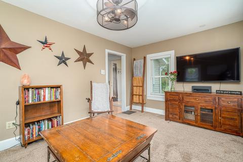 8055 Whitfield Rd, Millbrook, IL 60536 photo 14