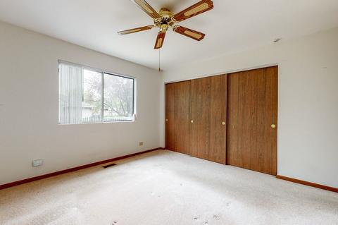 1380 Walden Dr, Elgin, IL 60120 photo 9