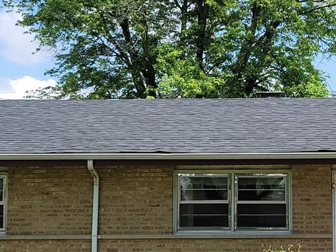 16609 Oxford Dr, Markham, IL 60428 photo 2