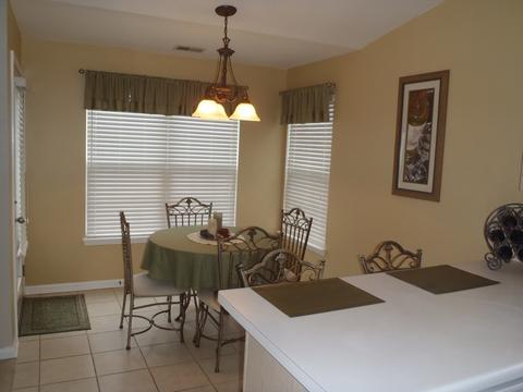 310 Buckingham Cir #C, Elgin, IL 60120 photo 3