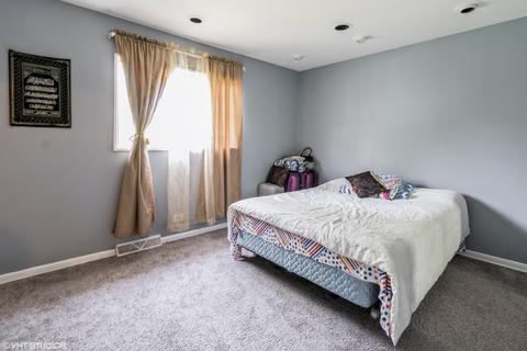 9445 Dee Rd, Des Plaines, IL 60016 photo 10