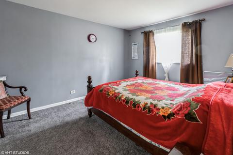 9445 Dee Rd, Des Plaines, IL 60016 photo 12