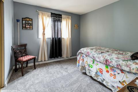 9445 Dee Rd, Des Plaines, IL 60016 photo 11