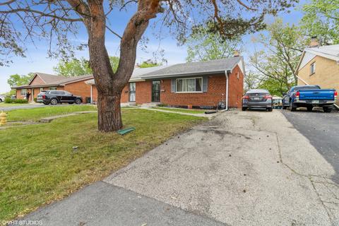 9445 Dee Rd, Des Plaines, IL 60016 photo 3