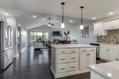 2704 Shepard Rd, Normal, IL 61761 photo 9