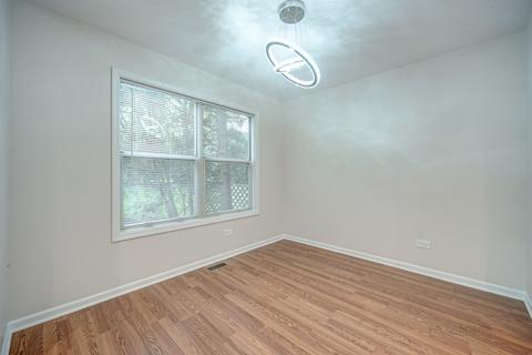 901 Old Oak Cir, Algonquin, IL 60102 photo 8