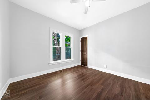 736 N 11th St, Dekalb, IL 60115 photo 10