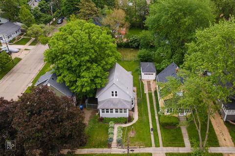 736 N 11th St, Dekalb, IL 60115 photo 2