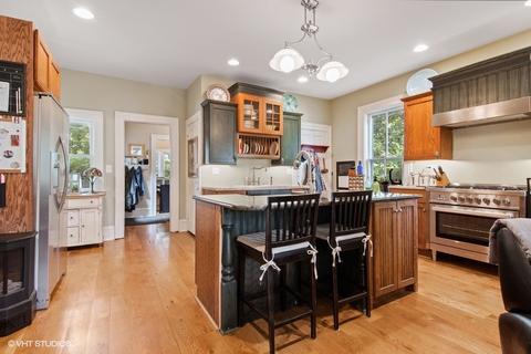 272 Mcclure Ave, Elgin, IL 60123 photo 9