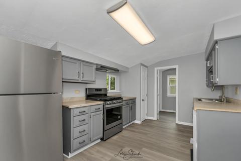 510 E Main St, Plano, IL 60545 photo 8