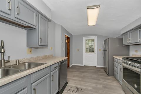 510 E Main St, Plano, IL 60545 photo 10