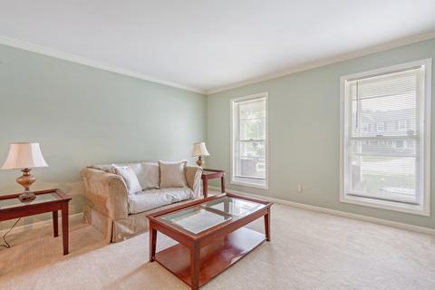 563 Shenandoah Trl, Elgin, IL 60123 photo 9