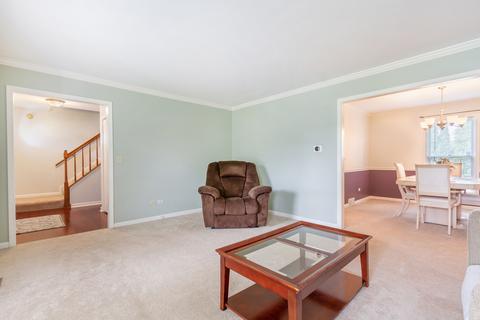 563 Shenandoah Trl, Elgin, IL 60123 photo 10