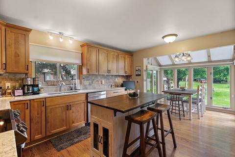 212 Tiverton Rd, Kankakee, IL 60901 photo 9