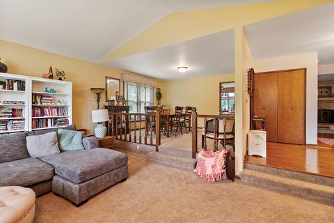 212 Tiverton Rd, Kankakee, IL 60901 photo 4