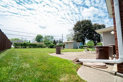 141 Ambleside Rd, Des Plaines, IL 60016 photo 37