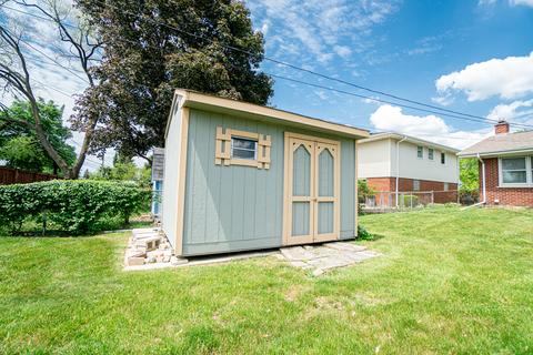 141 Ambleside Rd, Des Plaines, IL 60016 photo 39