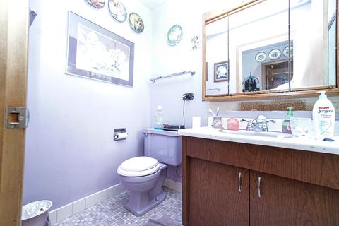 141 Ambleside Rd, Des Plaines, IL 60016 photo 32