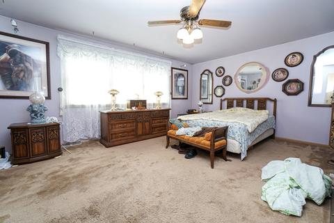 141 Ambleside Rd, Des Plaines, IL 60016 photo 26