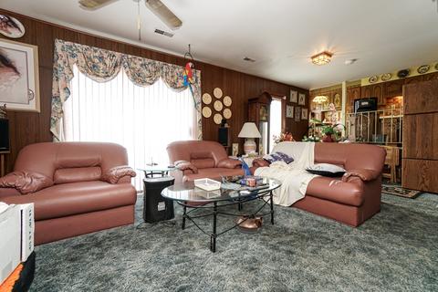 141 Ambleside Rd, Des Plaines, IL 60016 photo 20