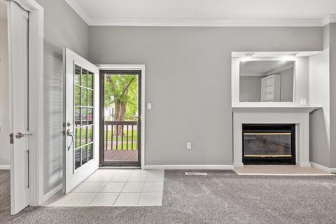 302 E Oliver St, Mansfield, IL 61854 photo 2