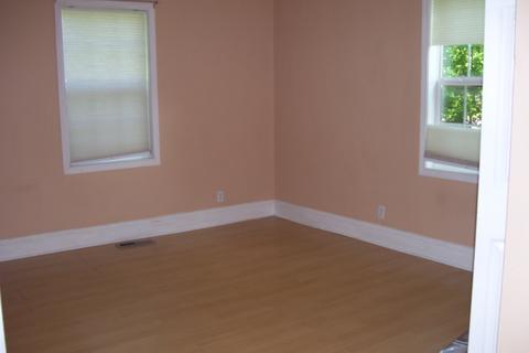 181 E Sprague St, Bement, IL 61813 photo 5