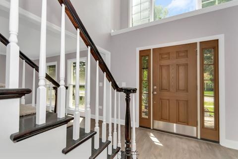 3036 Bennett Dr, Naperville, IL 60564 photo 2