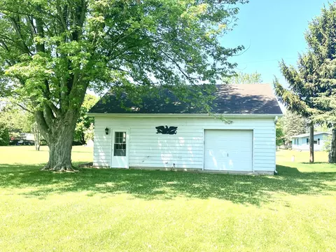 9025 Krunfus Rd, Harvard, IL 60033 photo 10