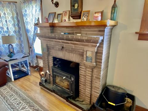 212 S Main St, Creston, IL 60113 photo 8
