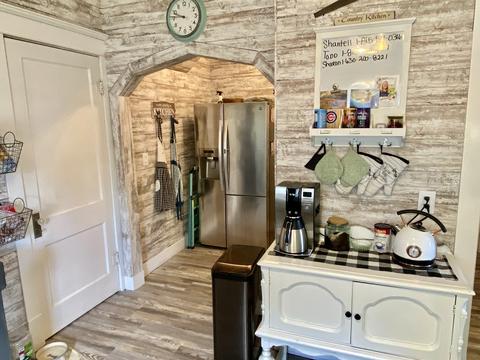 212 S Main St, Creston, IL 60113 photo 17