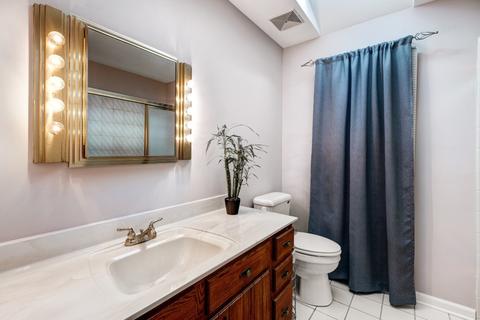 9 S773 Circle Ave, Willowbrook, IL 60527 photo 21