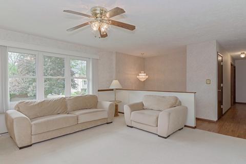 210 Saratoga Rd, Normal, IL 61761 photo 8