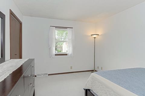 210 Saratoga Rd, Normal, IL 61761 photo 17
