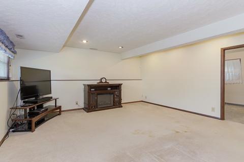 210 Saratoga Rd, Normal, IL 61761 photo 26