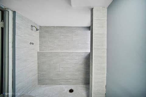 2858 E 96th St, Chicago, IL 60617 photo 12