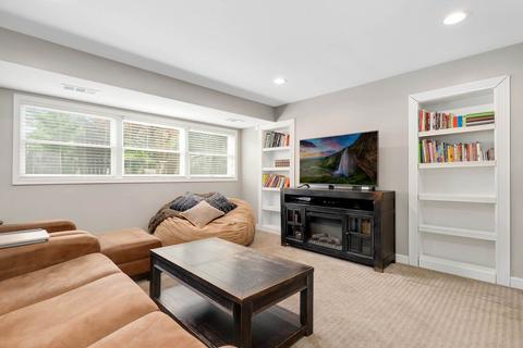 110 Elm St, Glenview, IL 60025 photo 27