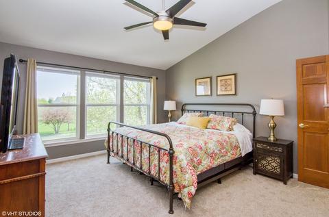 4430 Whitehall Ln, Algonquin, IL 60102 photo 13
