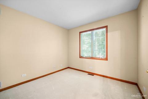 935 Oakley Ave, Elgin, IL 60123 photo 19